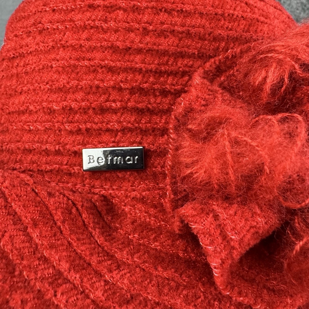 VTG Betmar New York Red Chenille Cloche Hat with Flower B024H Made in Taiwan - Picture 7 of 8